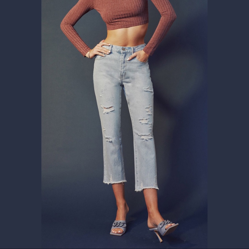 NEW! Kancan Sierra High Rise Straight Jeans in Light Wash